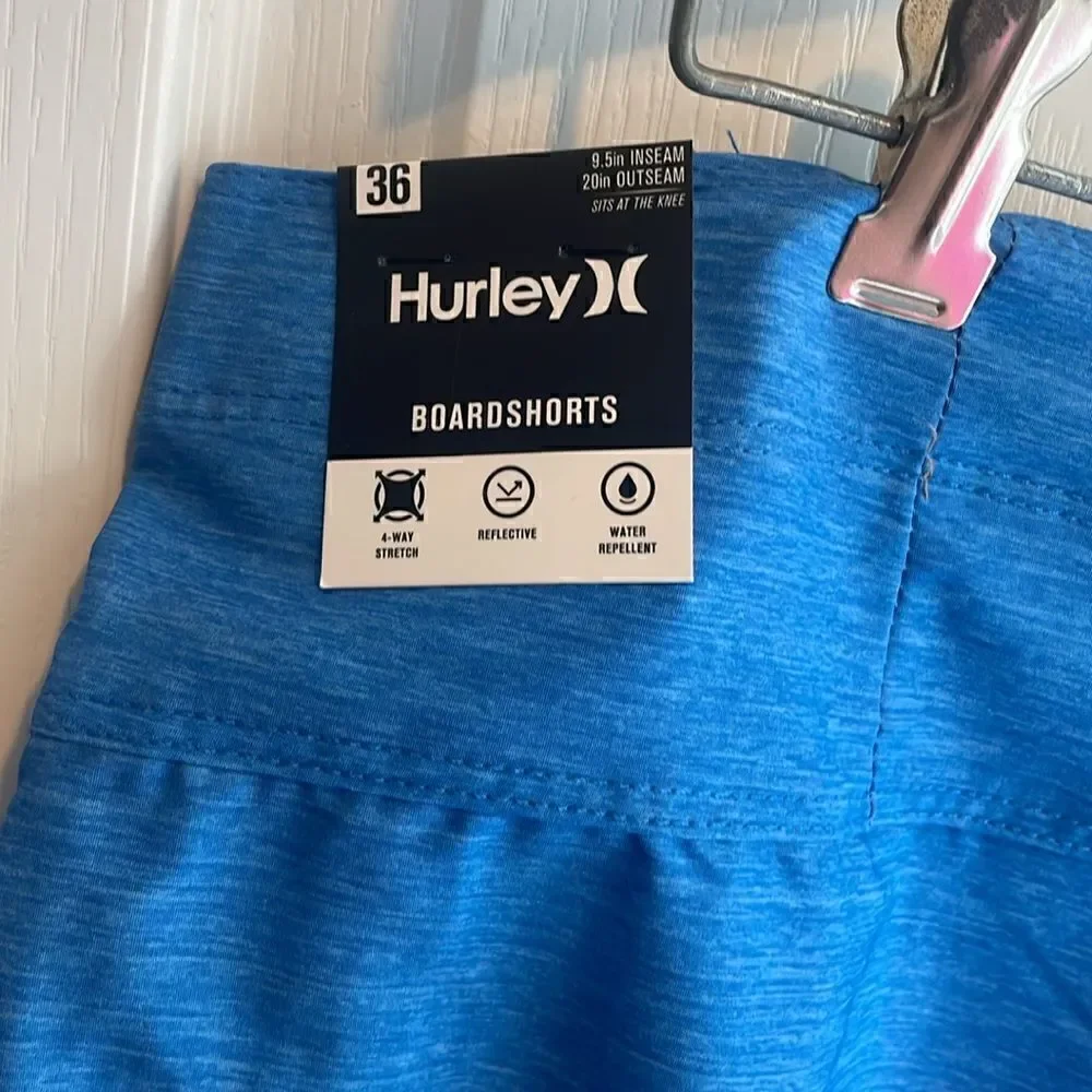 Hurley Men's Color blocked Red/Blue Board short - 36 - NWT